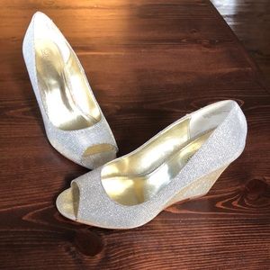 Kelly & Katie sparkly wedges women’s size 8.5